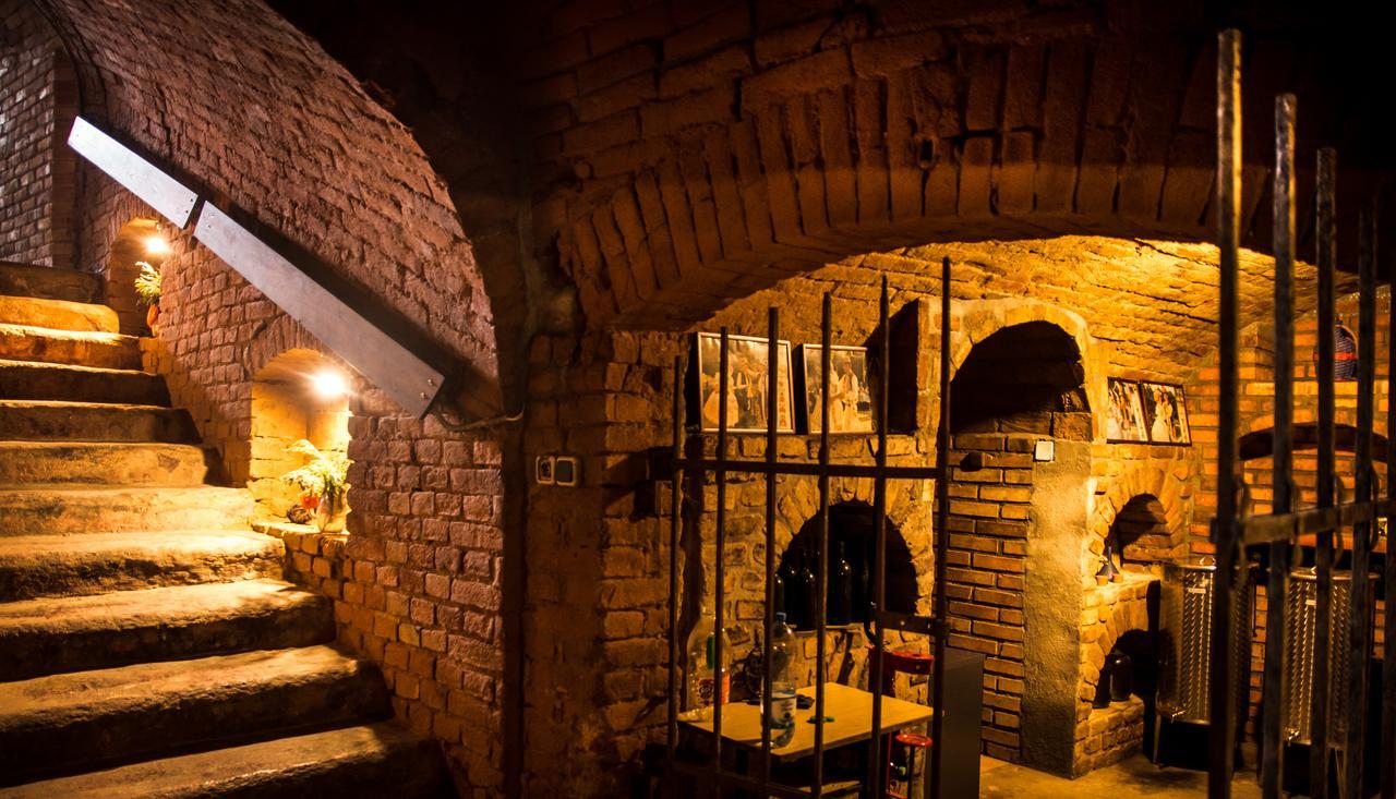 Hustopeče 赫本卡旅馆酒店 外观 照片